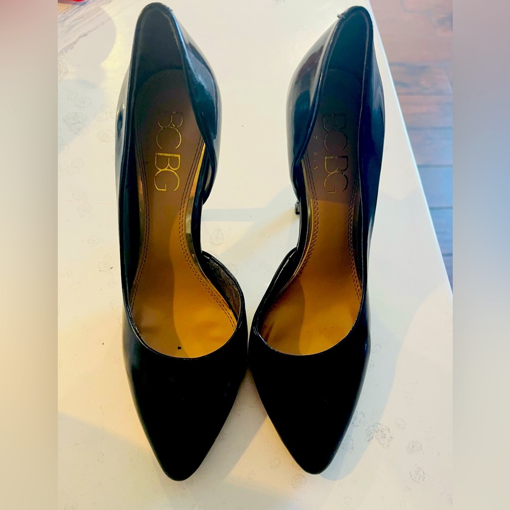 BCBG black Patent Leather size 8 heels